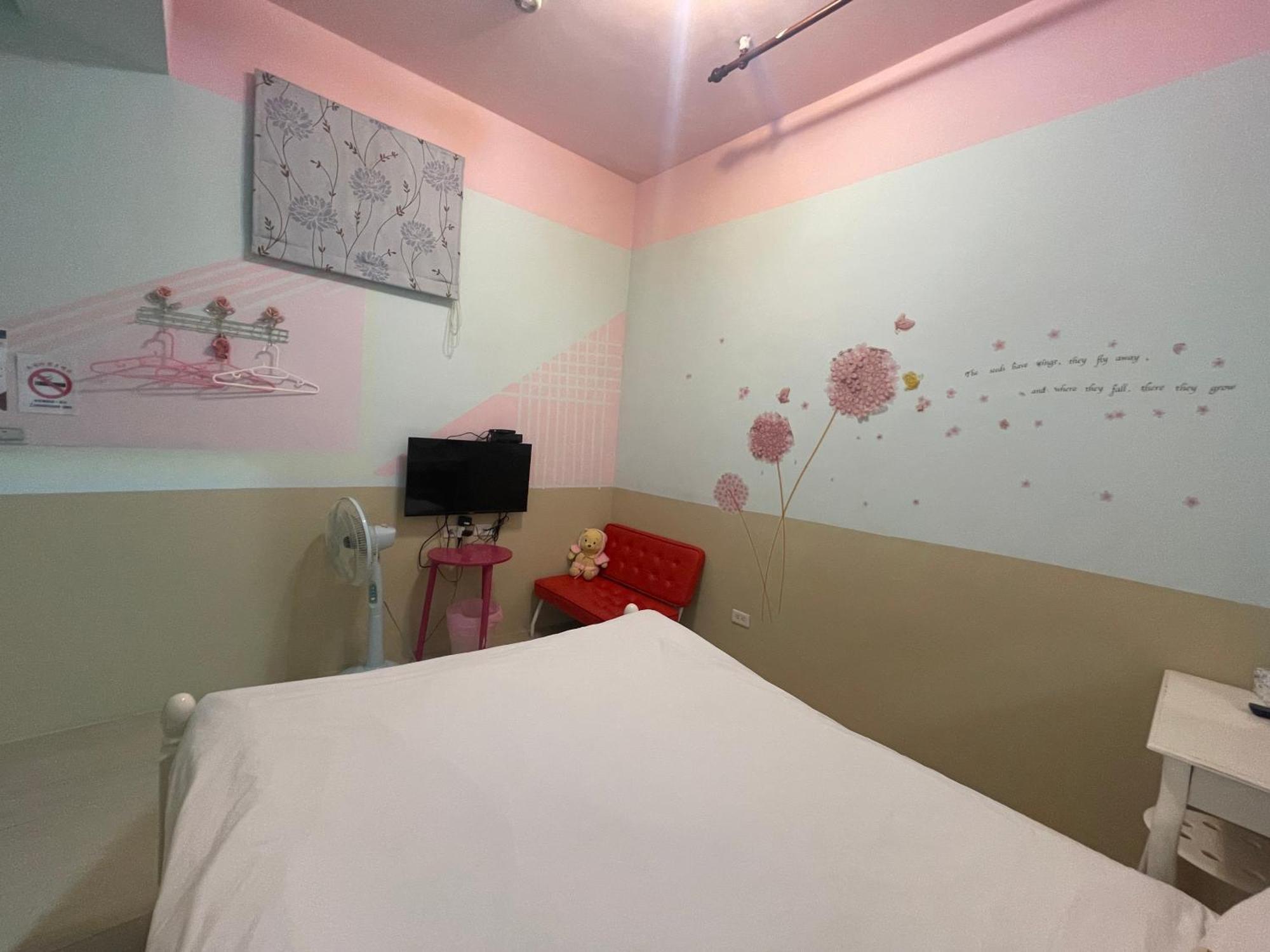 萩閣民宿sara'S House走路可到夜市近市區好停車 Hualien stad Exteriör bild